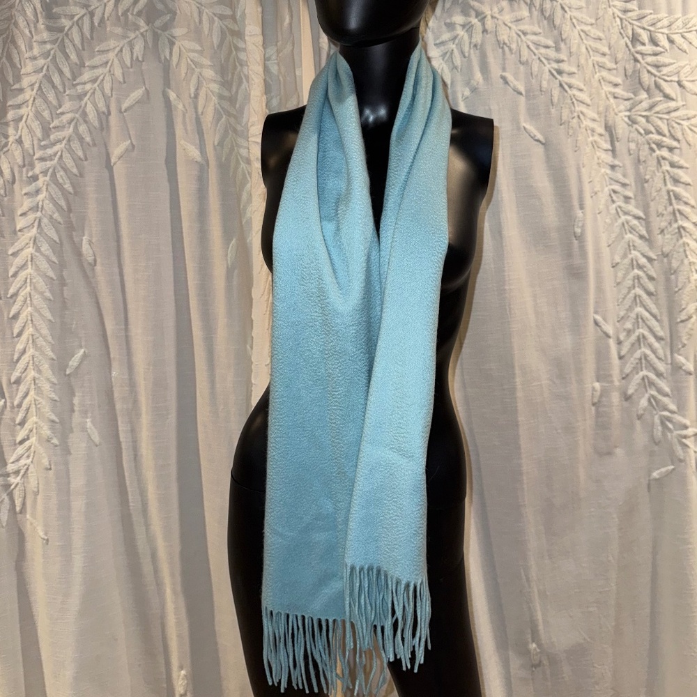 Nordstrom 100% Cashmere Scarf – Soft Sky Blue – Classic Fringe